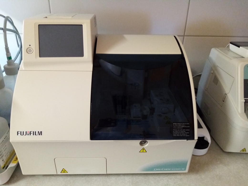 Biochemický analyzátor